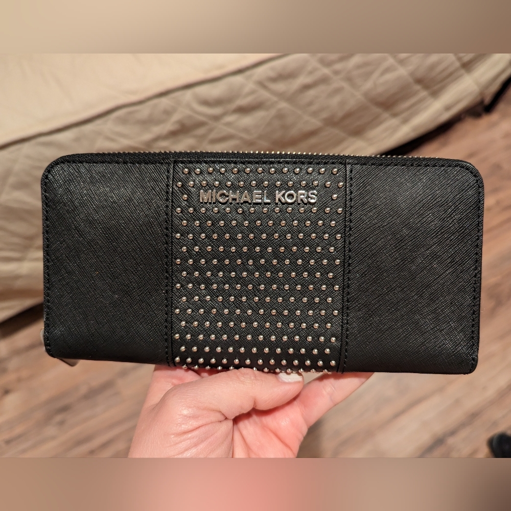 Michael Kors wallet